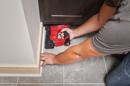 Аккумуляторный нейлер M12 FCN18GS-0X (без АКБ и ЗУ) Milwaukee купить в Минске