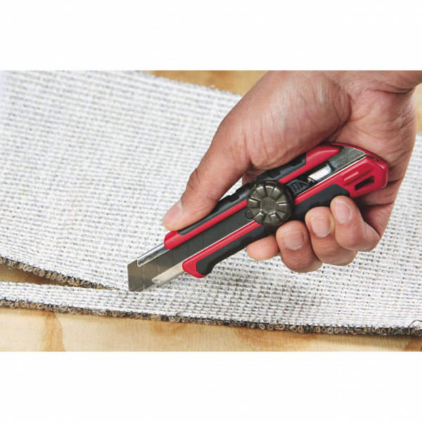 Выдвижной нож 18 мм Milwaukee купить в Минске