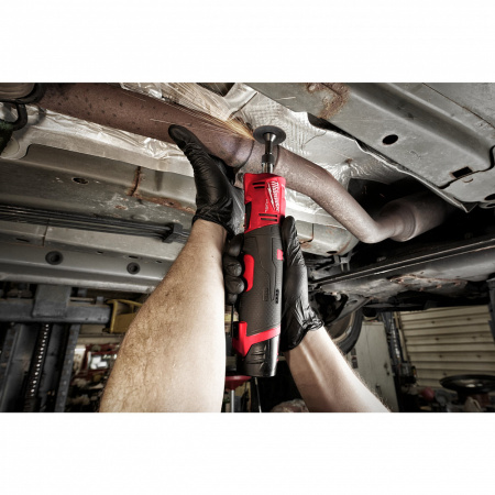 M12 FUEL™ цанговая прямошлифмашина M12 FDGS-422B Milwaukee купить в Минске M12 FUEL™ цанговая прямошлифмашина M12 FDGS-422B Milwaukee купить в Минске