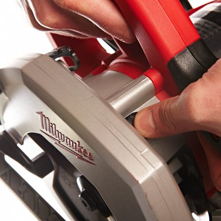 Циркулярная пила 184 мм (глубина реза 61 мм) CS 60 Milwaukee купить в Минске