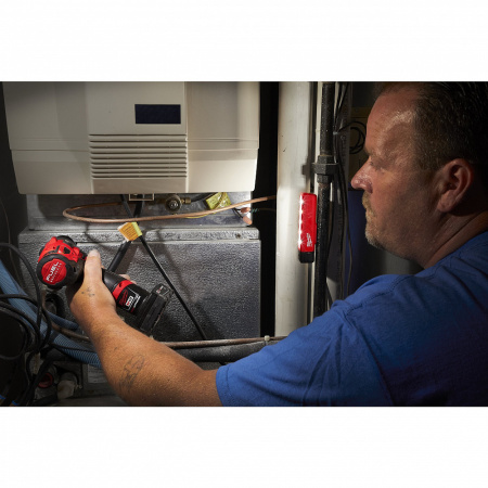 Карманный фонарь на батарейках FL-LED Milwaukee купить в Минске