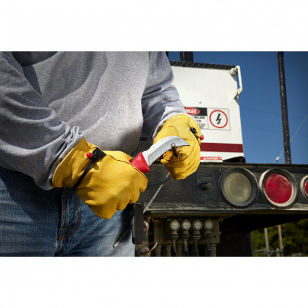 Нож с загнутым носом Milwaukee купить в Минске