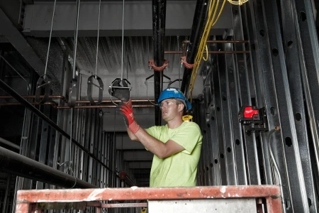 Нивелир лазерный линейно-точечный L4 CLLP-301C Milwaukee купить в Минске