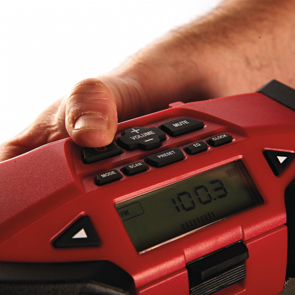 M12™ субкомпактное радио с возможностью подключения MP3 плееров C12 JSR Milwaukee купить в Минске M12™ субкомпактное радио с возможностью подключения MP3 плееров C12 JSR Milwaukee купить в Минске