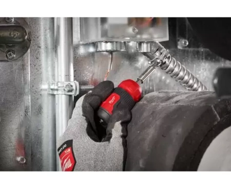 Универсальная отвертка 8 IN 1 COMPACT MULTI-BIT SCREWDRIVER Milwaukee купить в Минске