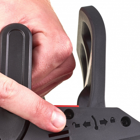 M18 FUEL™ Цепная пила с шиной 30 см M18 FCHSC-121 Milwaukee купить в Минске M18 FUEL™ Цепная пила с шиной 30 см M18 FCHSC-121 Milwaukee купить в Минске