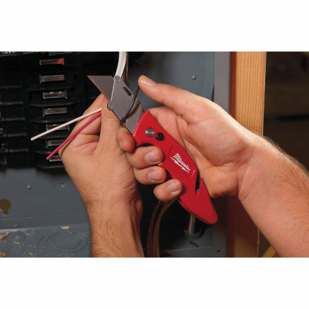 FASTBACK™ складной нож с хранением лезвий Milwaukee купить в Минске